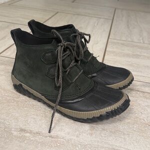 Sorel Women's Out 'N About Plus Boots